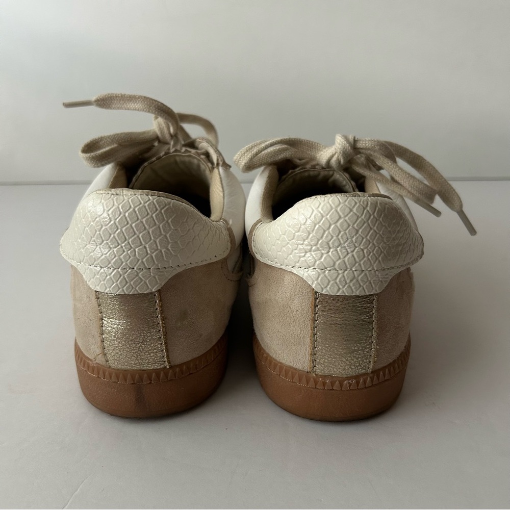 Dolce Vita Notice Sneaker Shoes Ivory Cream Snakeskin Metallic Gold 6.5 - Picture 7 of 11